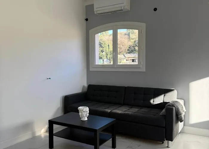 Cdc Stables 앙티브